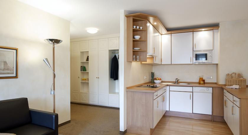 Thumbnail: 18.3-22.3 , 4* , NH Heinrich Heine