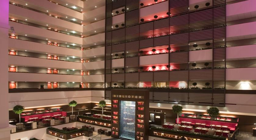 Thumbnail: 13.3-17.3 , 4*, Sofitel Chain Bridge , ע"ב א. בוקר