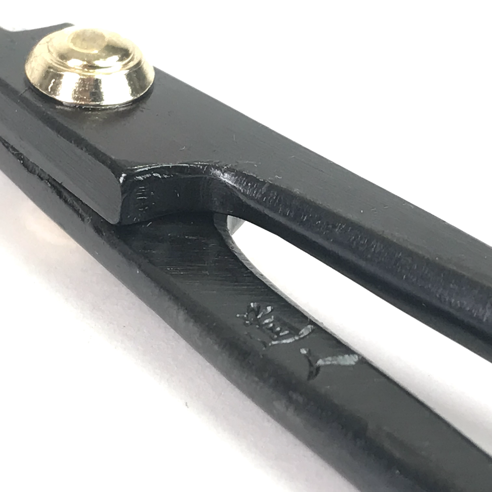 Miniature : CISEAUX LONG 180 mm Satsuki Noir Mat Acier Carbone Japonais KIKUWA