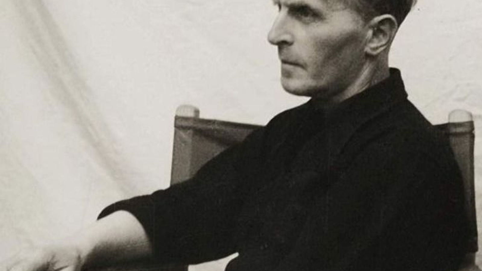 Tractatus Logico-Philosophicus Neden Okuyucu Dostu Bir Eser Değildir?         Sezgisel Bir İnceleme — kapak görseli