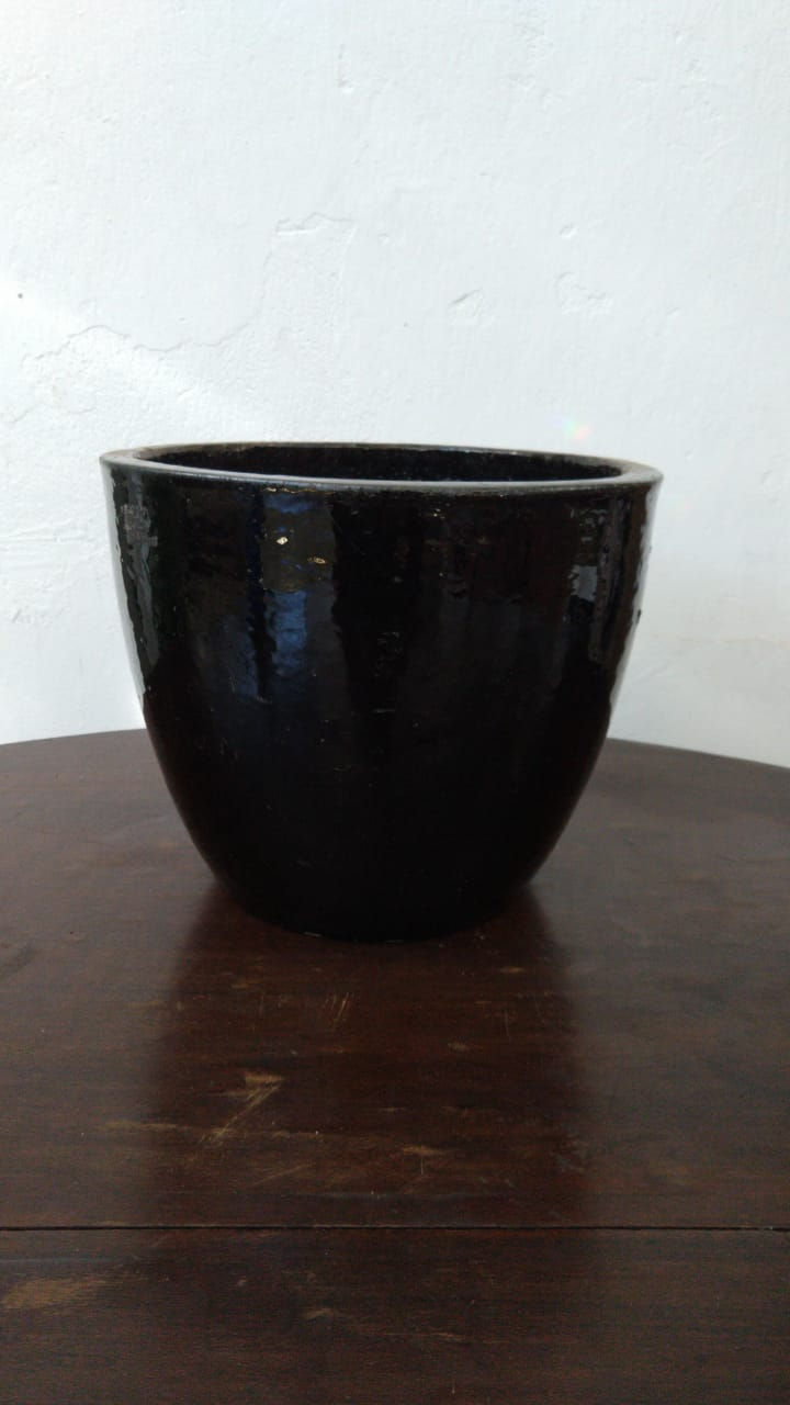 V015 VASO PRETO