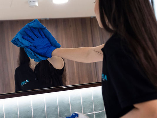 Office Cleaning Dublin: Silent Cleaning & Flexible Scheduling for Hybrid Workspaces