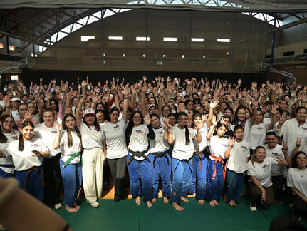 Las mujeres son fuerza que transforma y ejemplo de resiliencia: Ana Chiquete Elizalde