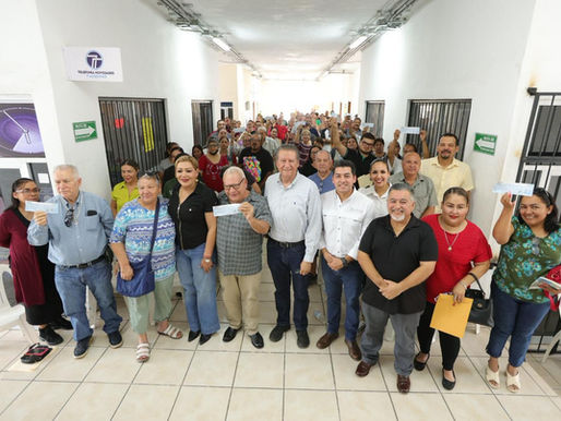 Gobierno de Sinaloa atiende solicitud de locatarios de El Rosario con apoyos para cerrar el año