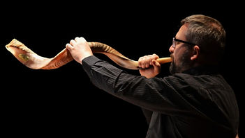 Tadas_shofar_edited.jpg