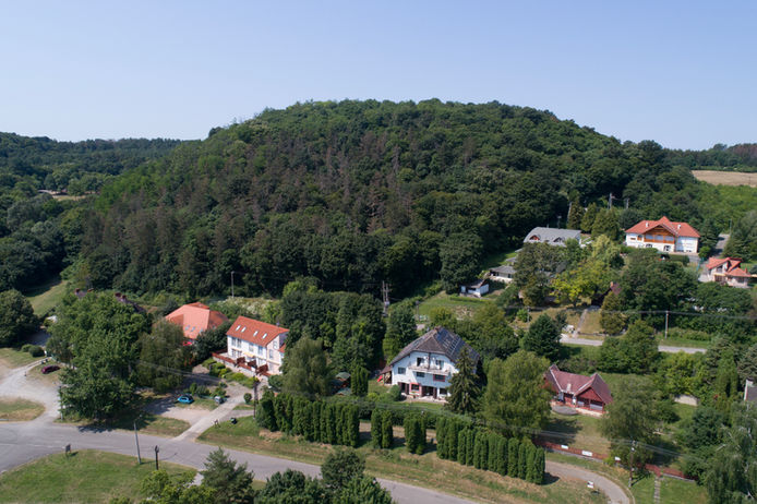 DJI_0017 másSzállás - Orfű - Kalaphegyi Vendégházolat.jpg