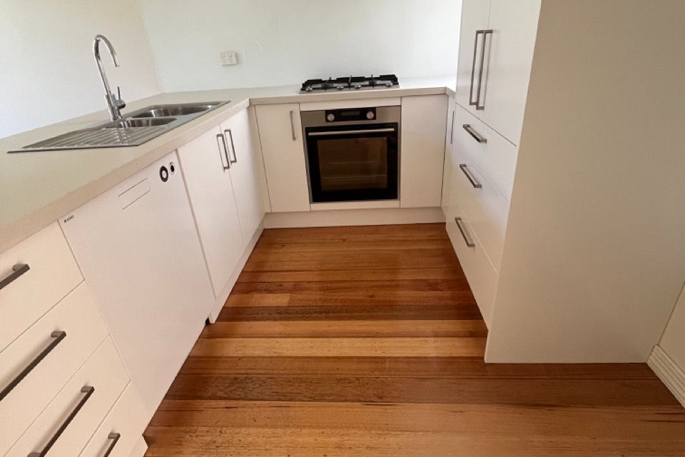 End of lease kitchen cleaning result in Melbourne South East