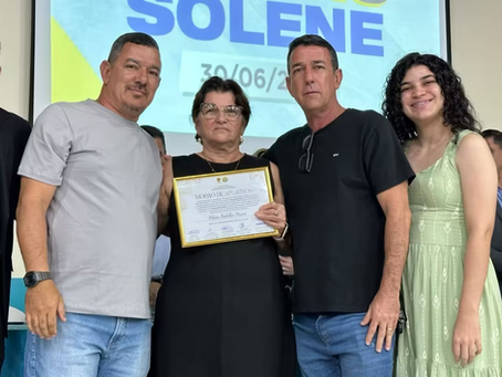 Câmara Municipal de Sena Madureira homenageia Vilma Gadelha Pessoa pelos 58 anos de dedicação ao serviço público