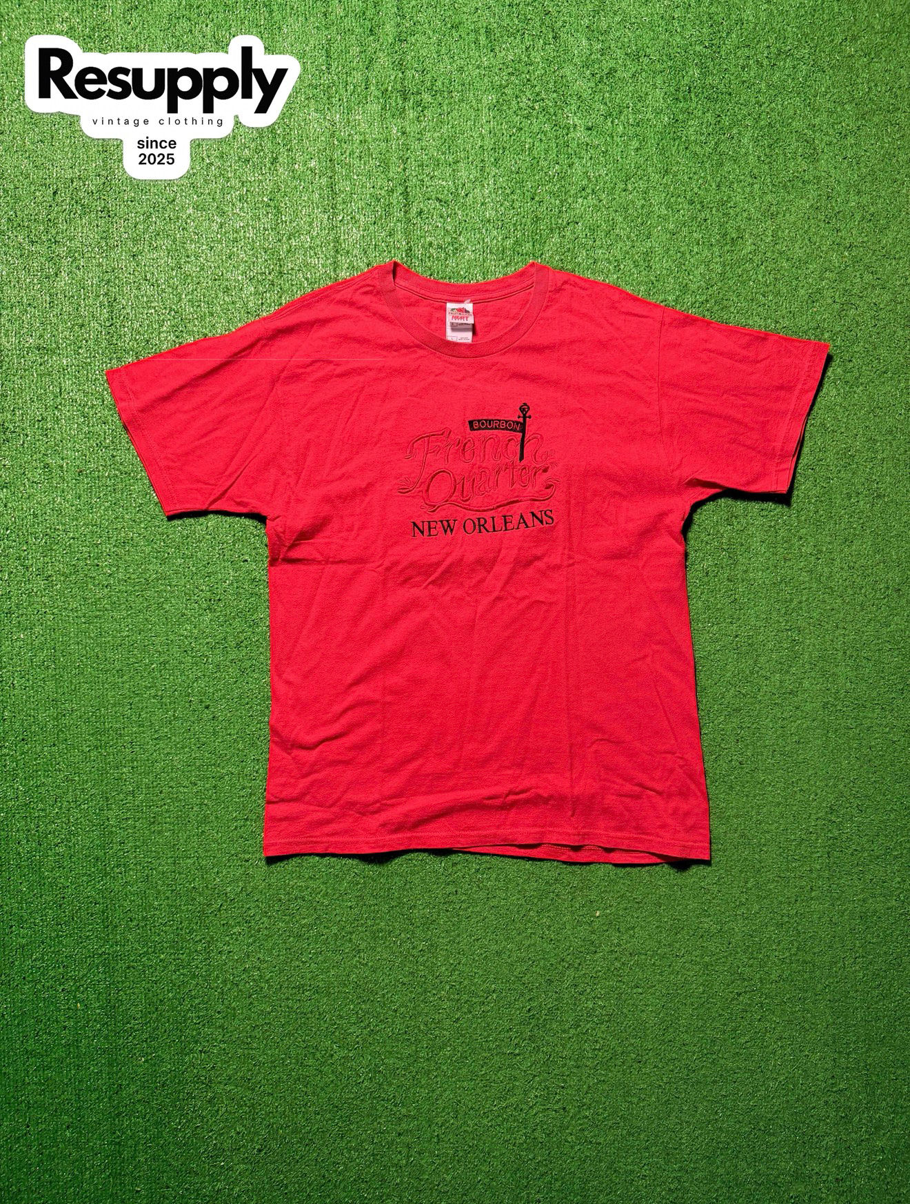 New Orleans French Quarter Red Embroidered Tee Size Men’s Size Large 