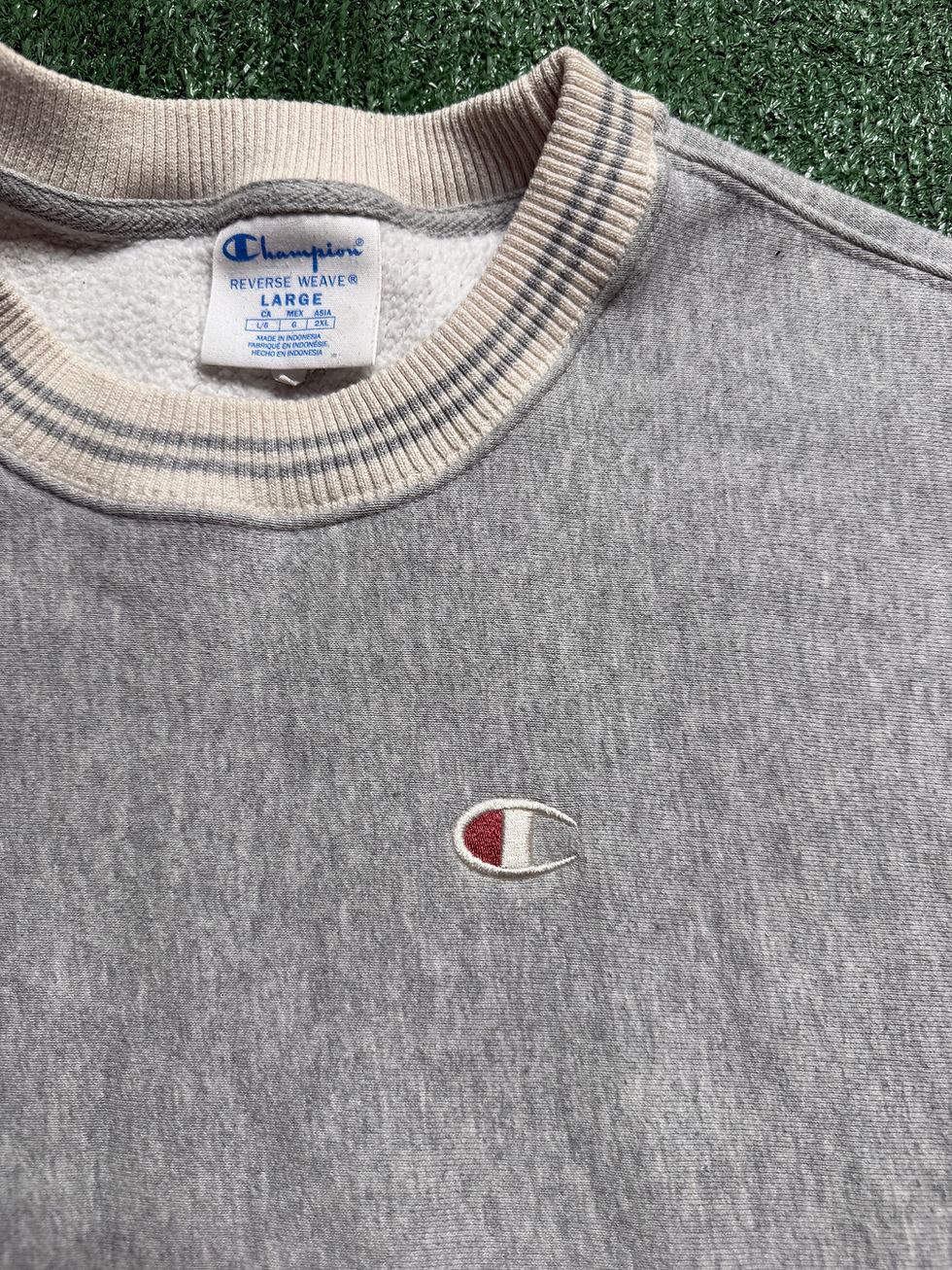Thumbnail: Champion Gray Crew Neck Men’s Size Large 