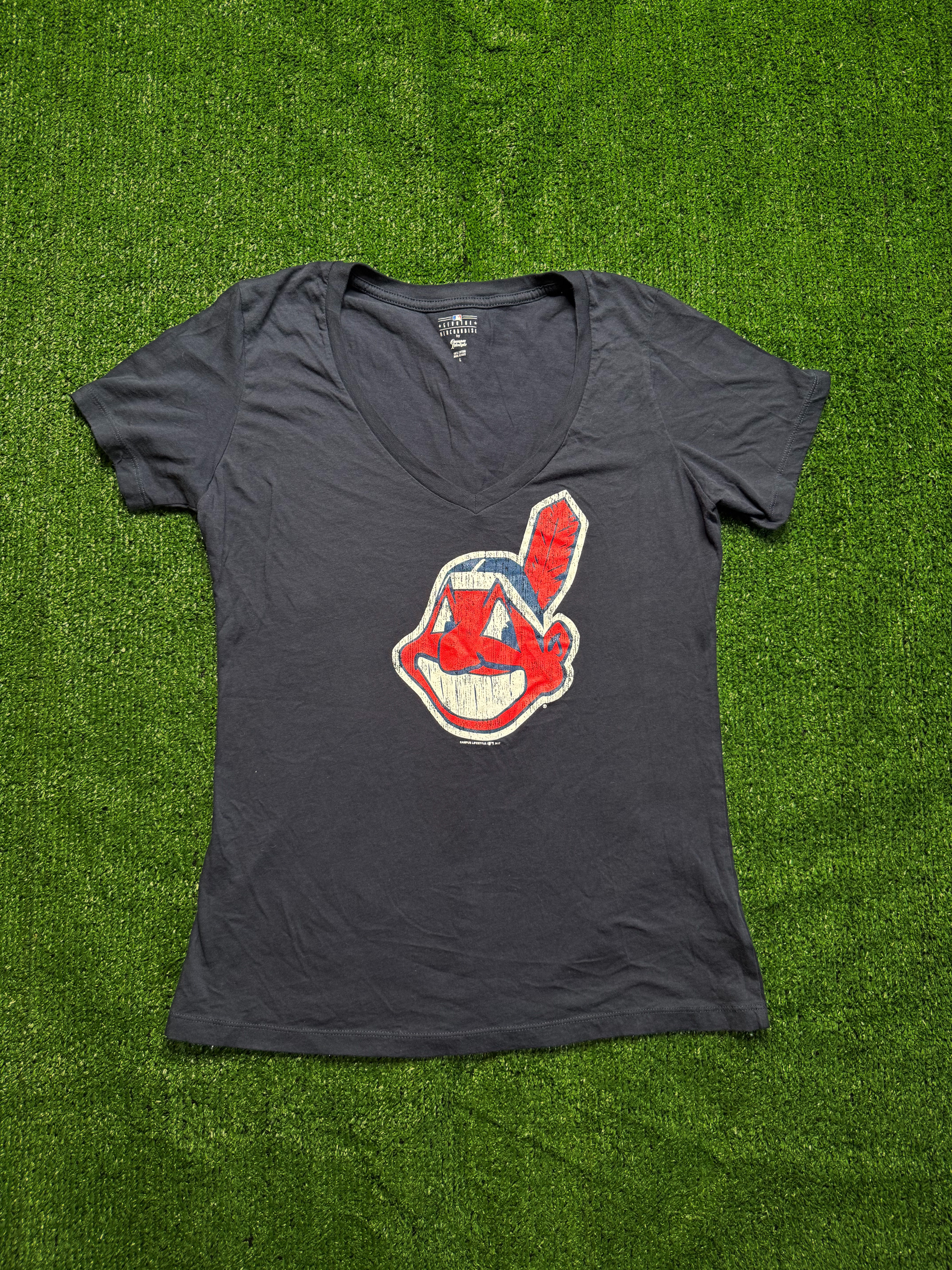 Cleveland Indians V-Neck Women L