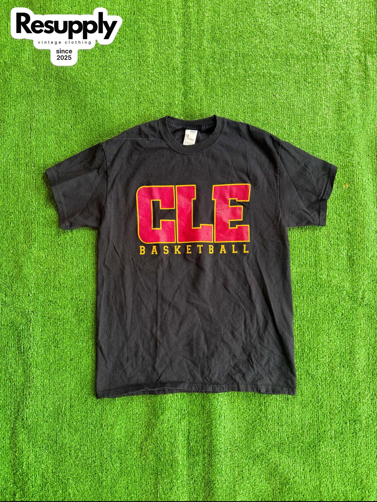 CLE Basketball Black Tee Size Medium 