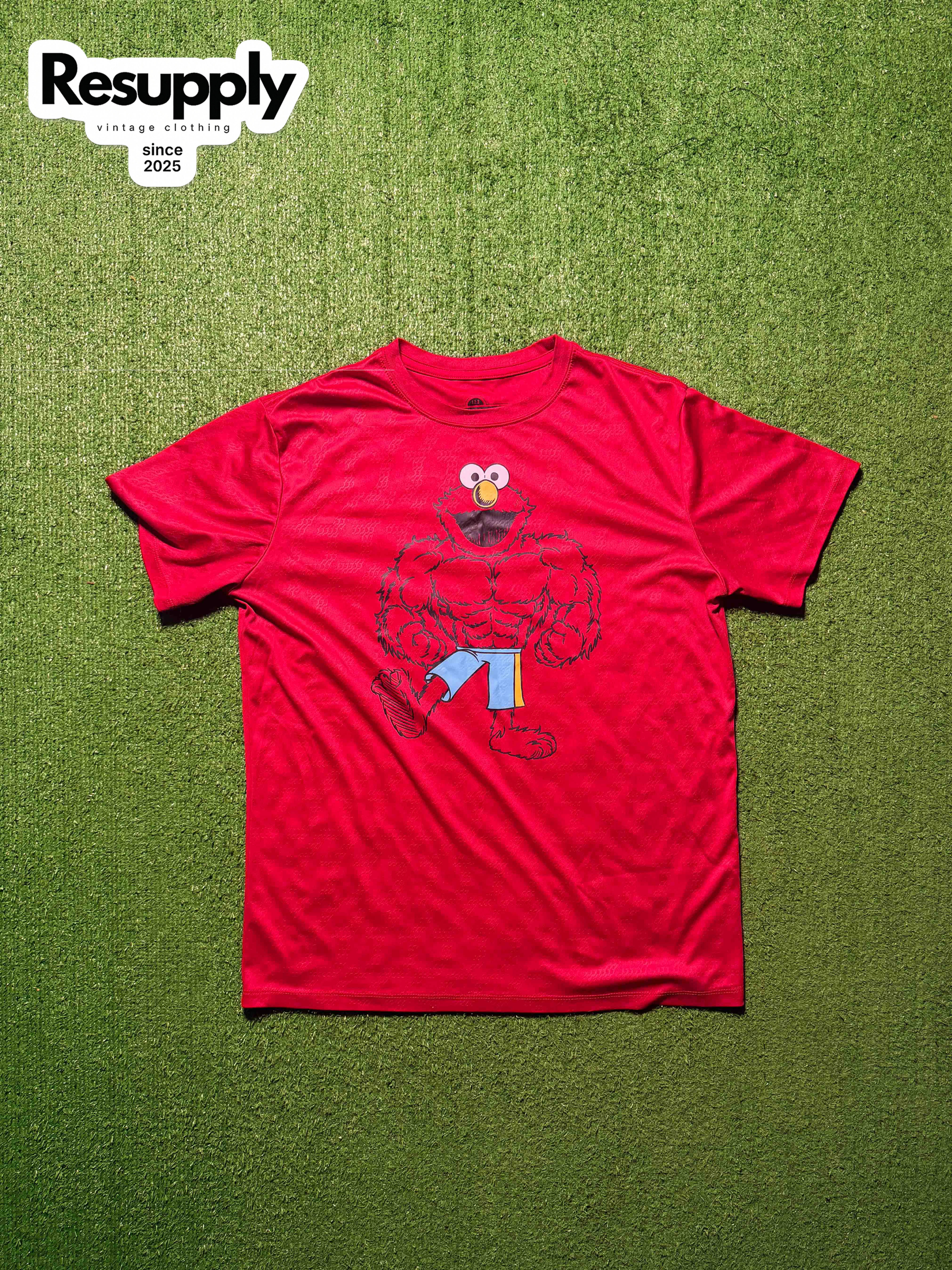 Sesame Street Elmo The Bodybuilder Red Tee Men’s Size Large 