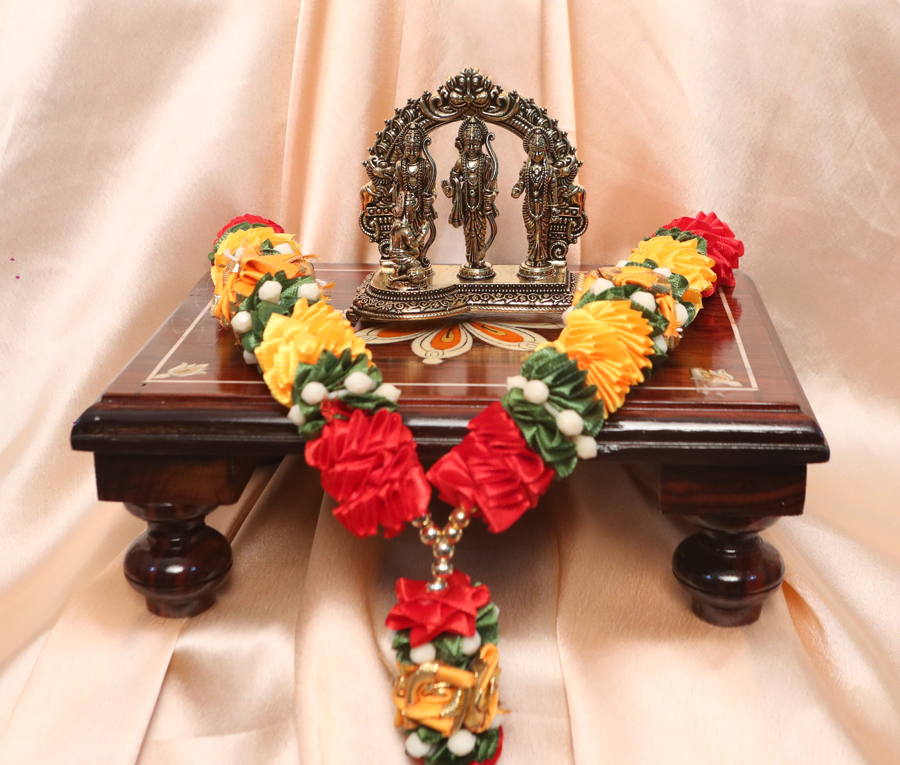 Shree Rama Darbar (Lightweight Peeta Setup with Garland)