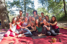 Groupe de 15 personnes