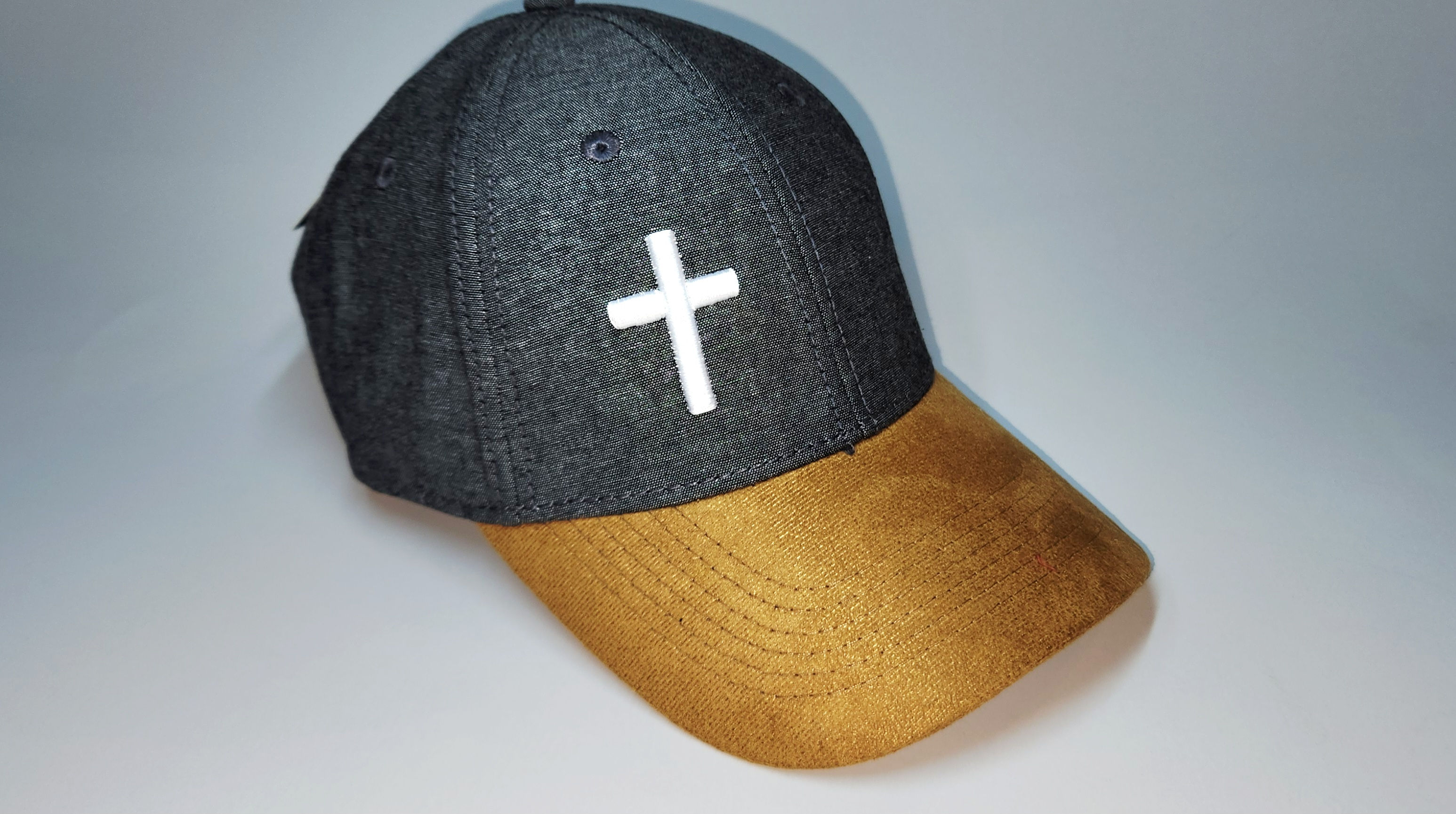 Charcoal Salt-and-Pepper with Suede Cap