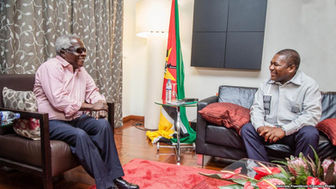 DIÁLOGO POLÍTICO
NYUSI E DHLAKAMA INDICAM NOVOS MEMBROS PARA COMISSÃO MISTA