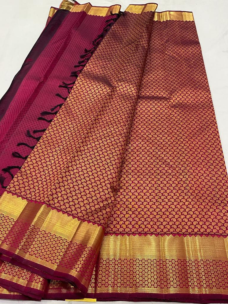 Thumbnail: Pure Kanchipuram 3gm gold zari