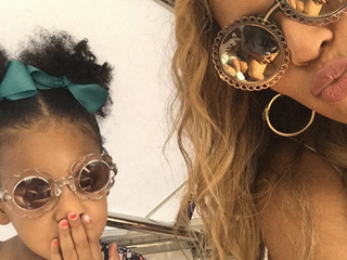 Disney abre exposição exclusivamente para Beyoncé e Blue.