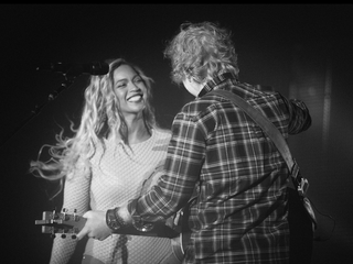 Ed Sheeran conta como foi o dueto com Beyoncé no Global Citizen Festival.