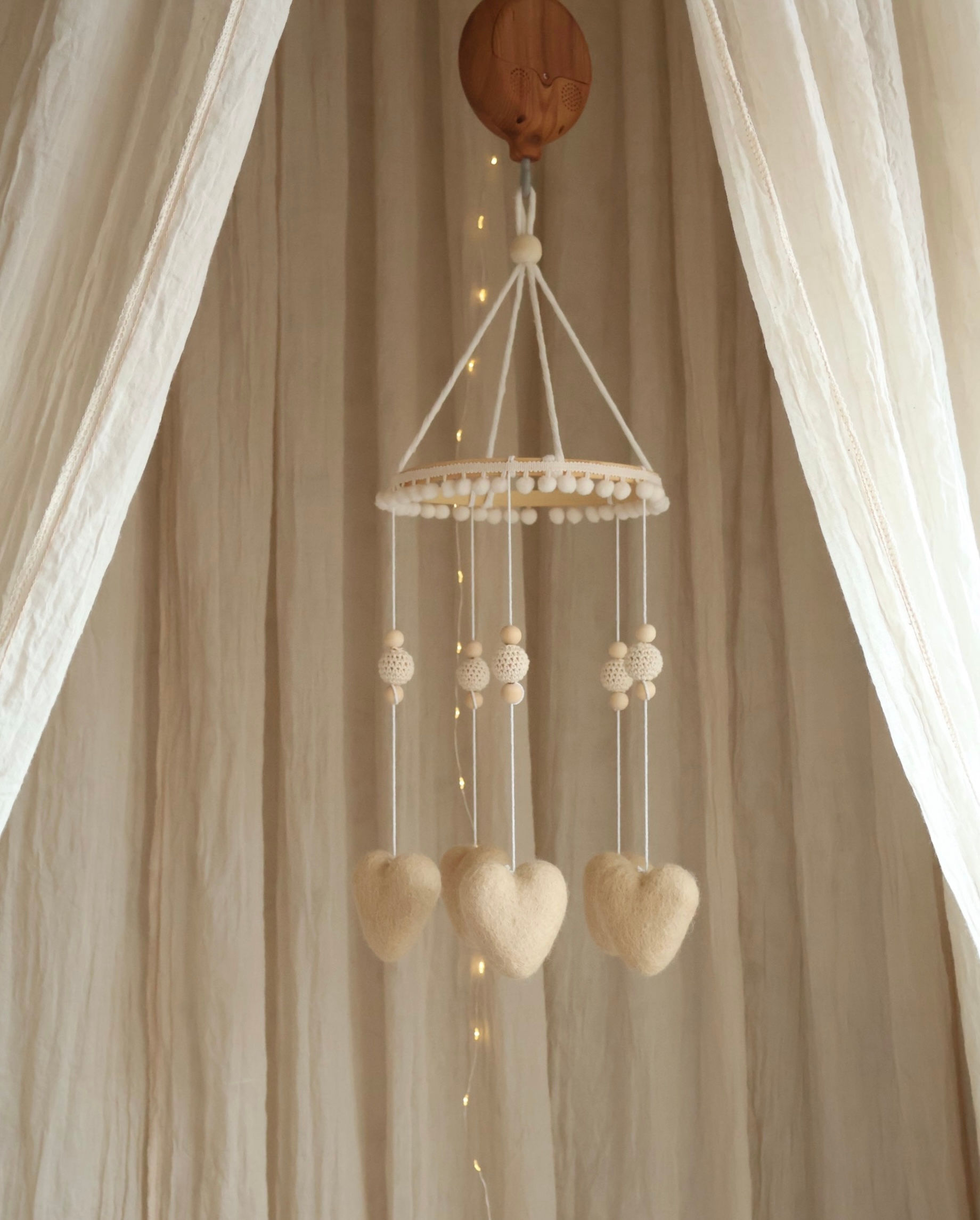 Babymobiel Hartjes - Beige