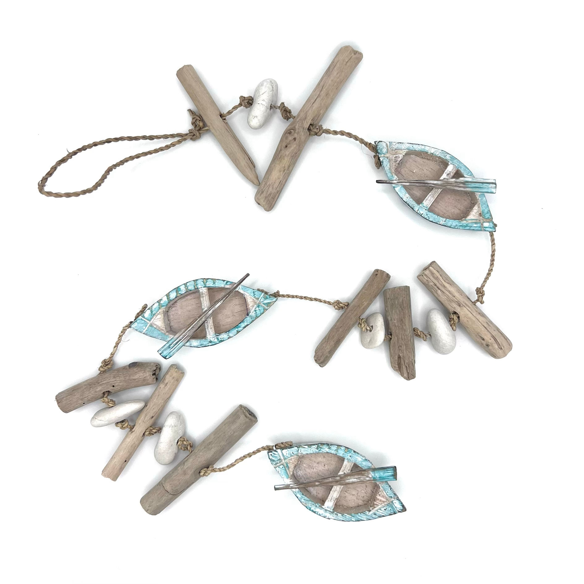 Tira decorativa de barcos en madera