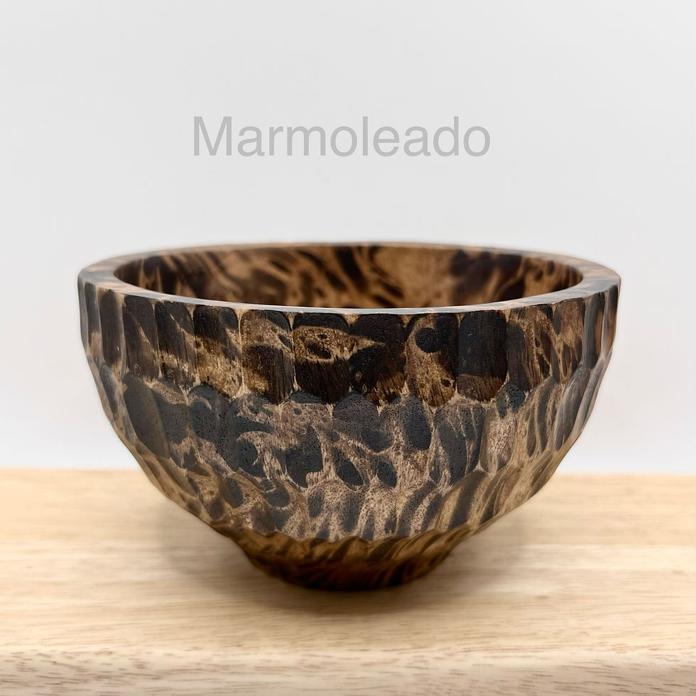 Miniatura: Cuenco de madera de teca tallado 03