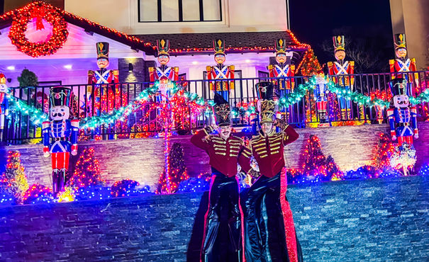 Toy Soldier Stilt Duo