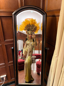 Great Gatsby circus performers for big brother big sister benefit at Cipriani NYC