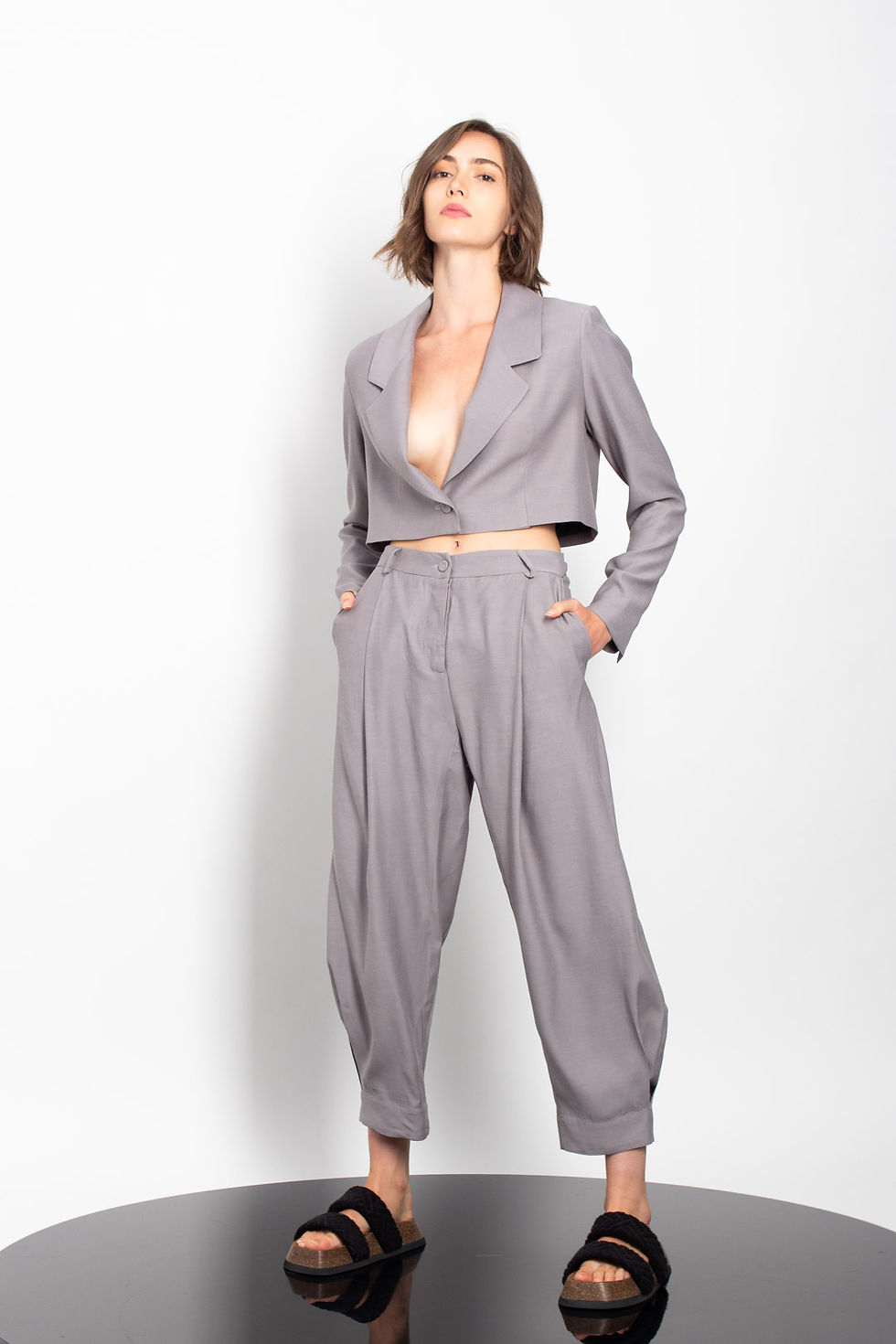 Thumbnail: Pleated croped pants