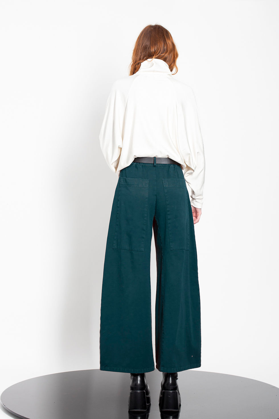 Thumbnail: Balloon Shape Denim Pants