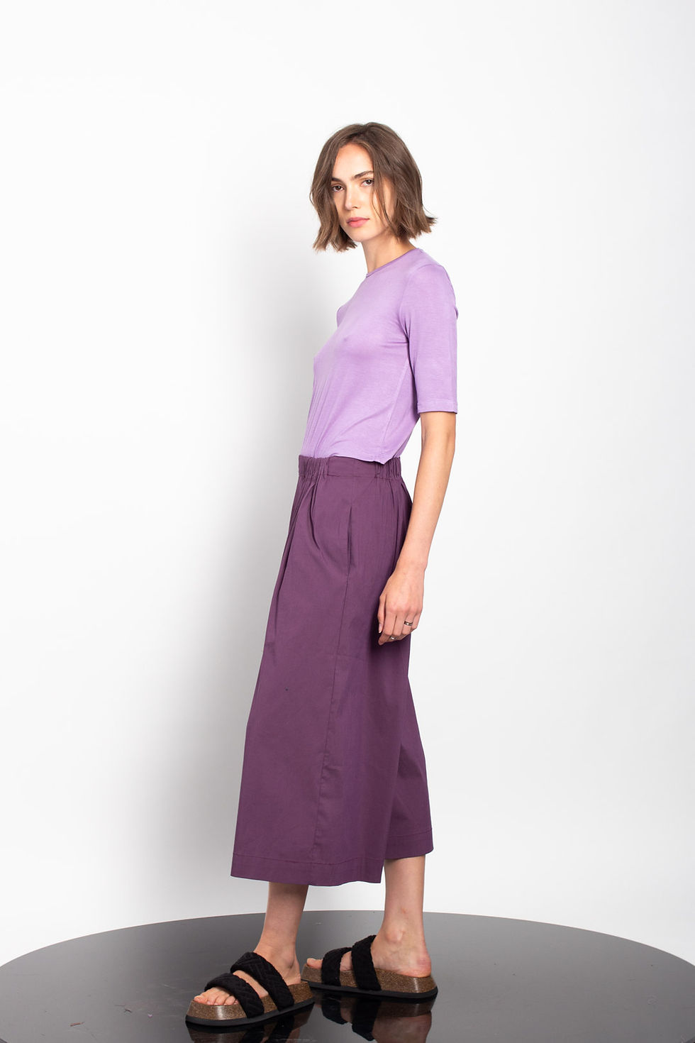 Thumbnail: Croped pants with elastic waistband