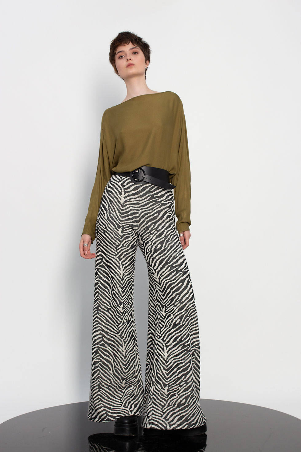 Thumbnail: High waist jacquard pants