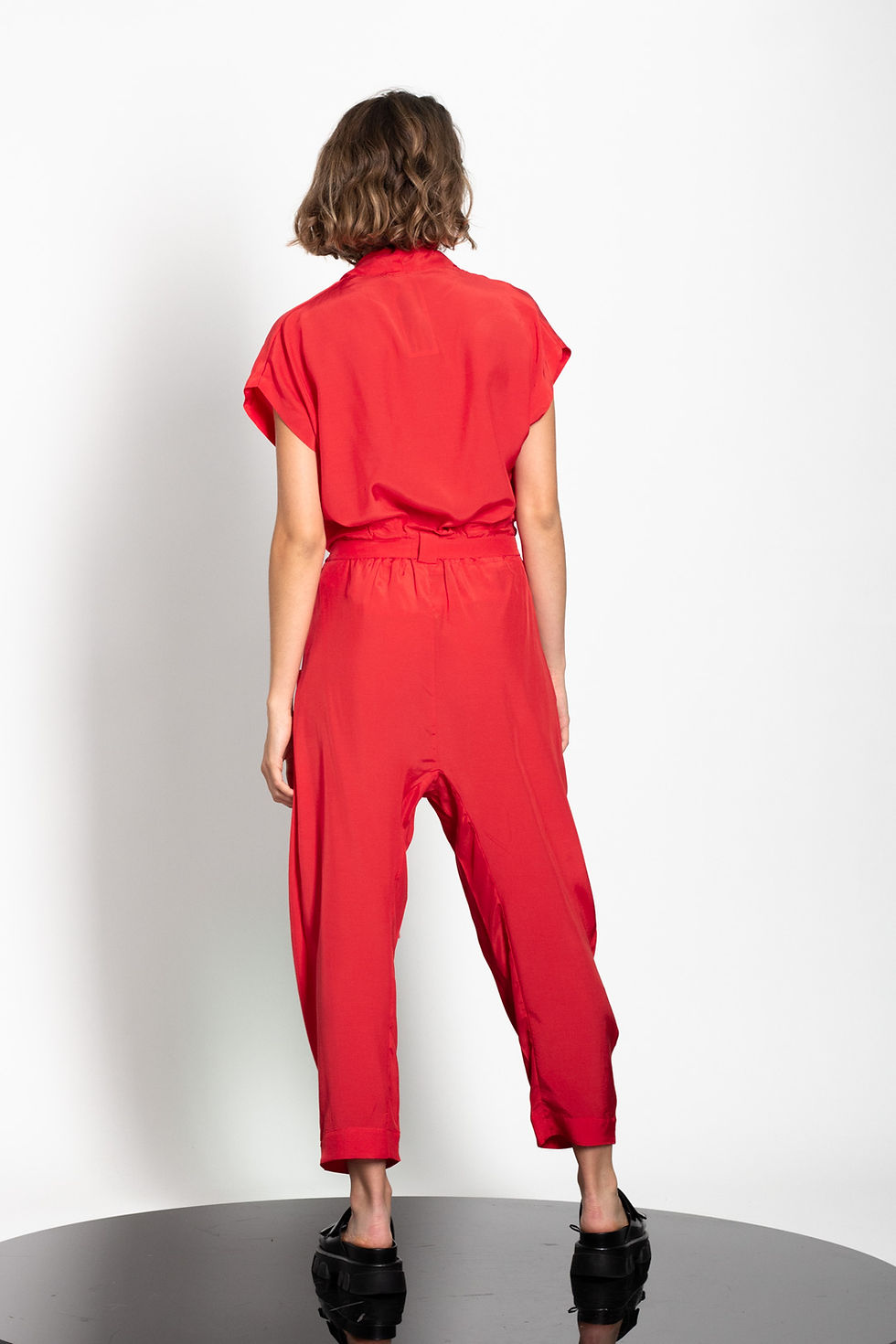 Thumbnail: Pegged pants with elastic band