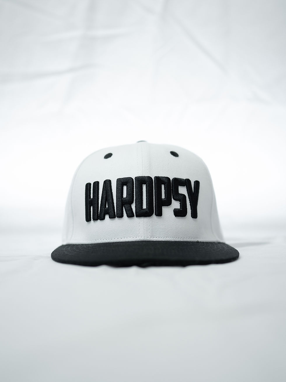 Cap-hardpsy-blanc