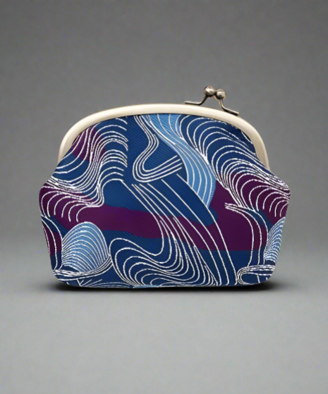 Thumbnail: カヤ Four Seasons Multi Purse