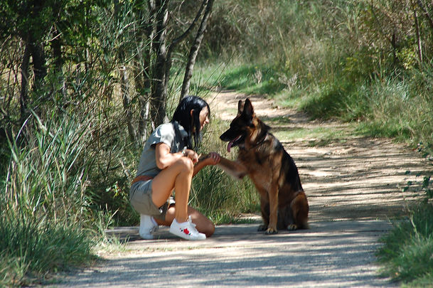 Leya et poitte ste victoire patte.JPG
