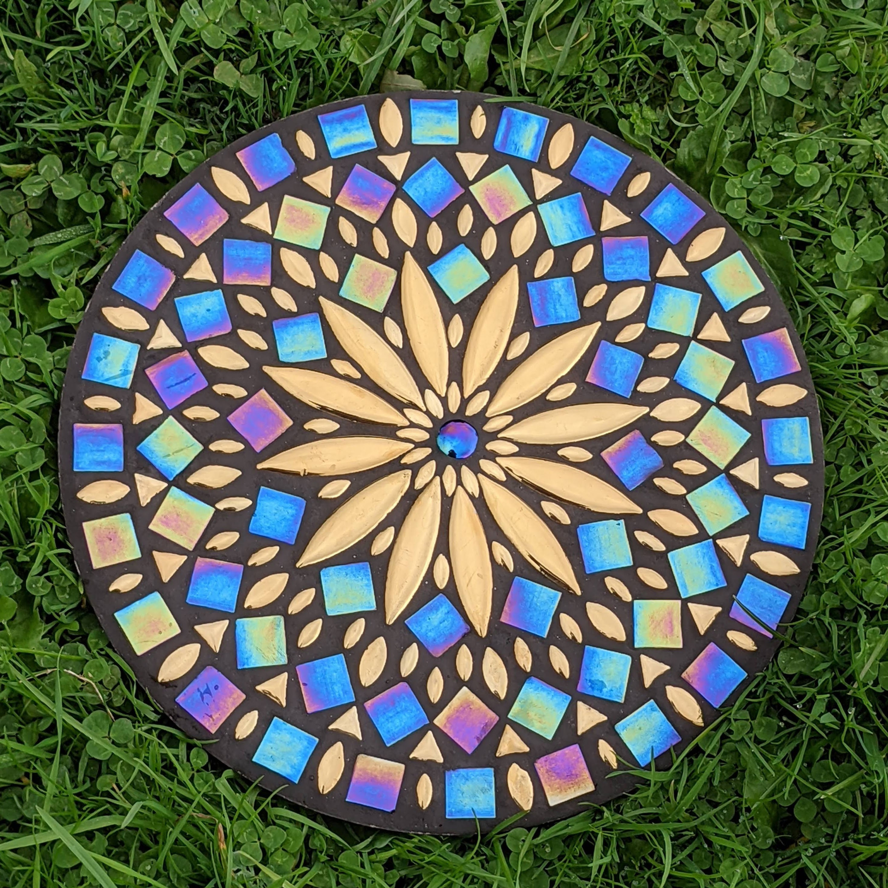 30cm Garden Stepping stone golden flower gold and iridescent