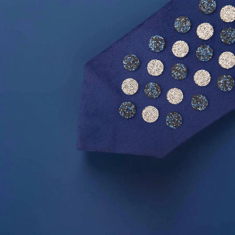 Luxury atara for talit with a blue & clear swarovski ultra fine crystal