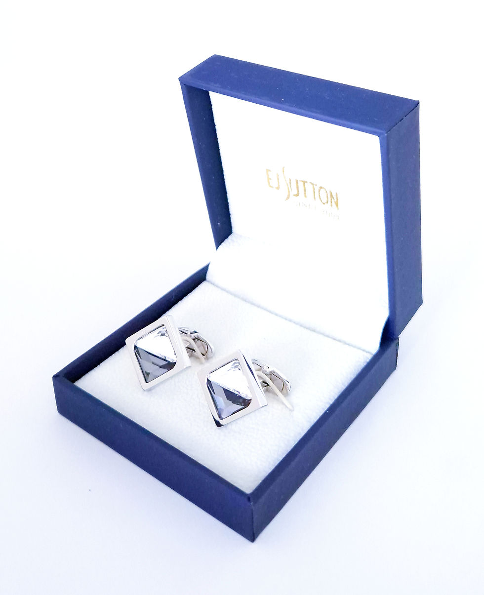 תמונה ממוזערת: Gray & clear swarovski rhombus crystal cufflinks - palladium plated
