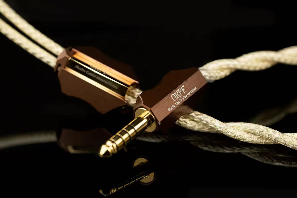 Earl source connector and splitter
