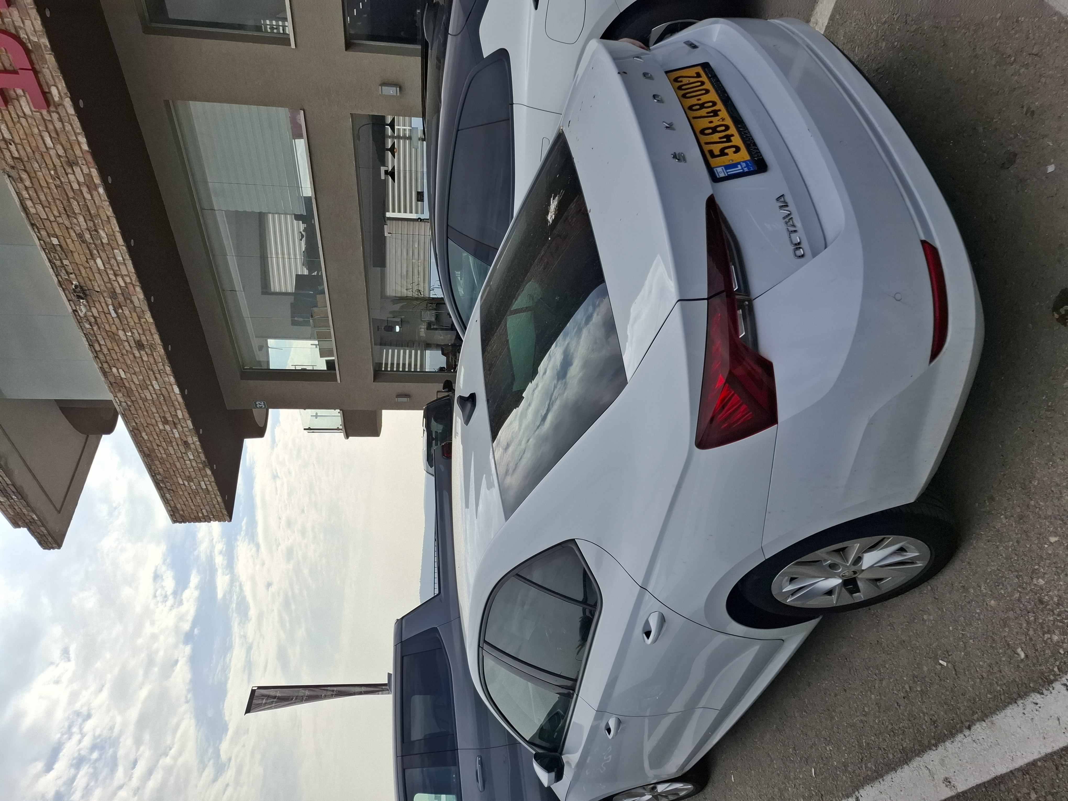 תמונות רכב סקודה OCTAVIA