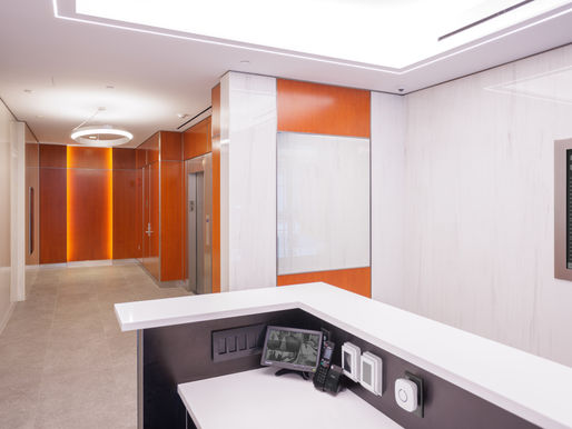 Cauldwell Wingate recently completed this Midtown South commercial lobby, entrance, and retail storefront renovation