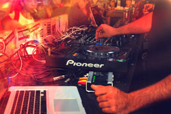 dj systems