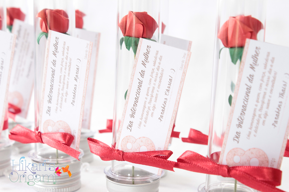 Thumbnail: Mini Rosas I no tubete - Dia das Mulheres