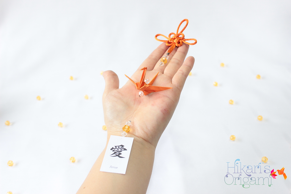 Thumbnail: Mini móbile de tsuru Belle - Casamento