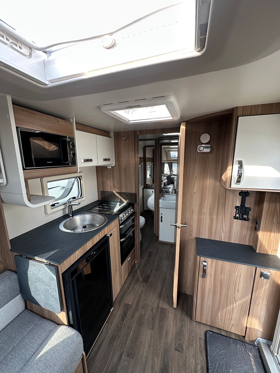 Thumbnail: SWIFT FINESSE 560