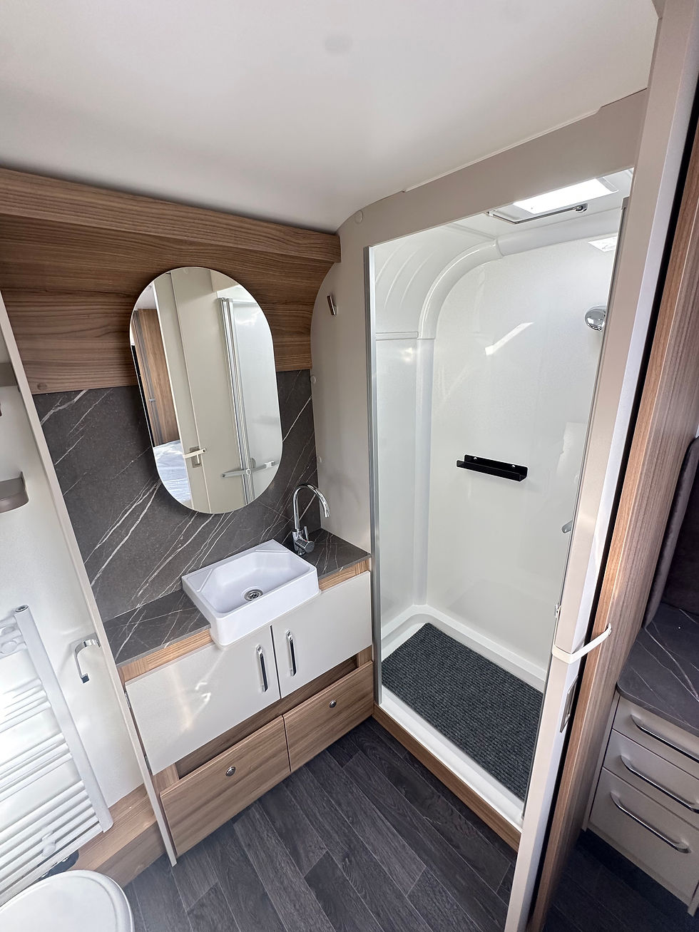 Thumbnail: BAILEY ALICANTO DELUXE