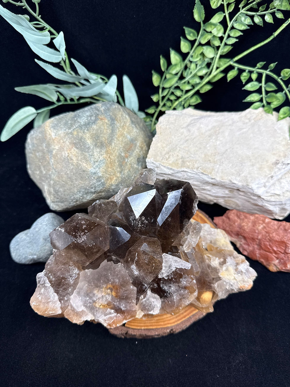 Thumbnail: Amphibole in Quartz Cluster
