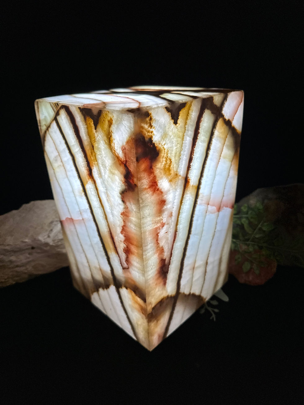 Thumbnail: Green Talan Onyx Square Pedestal Crystal Table Lamp